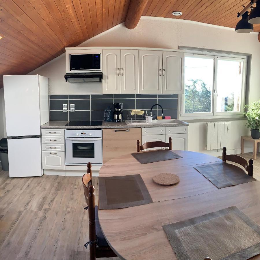 Superbe Appartement Tout Confort Lyaud Exterior foto